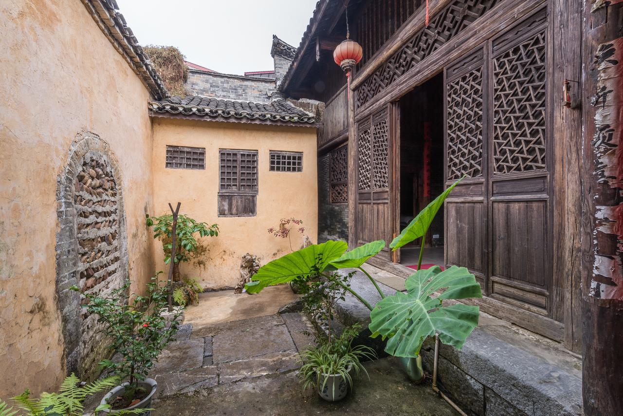 Апартаменти Laojia, A Qing Dynasty House Xingping  Екстер'єр фото